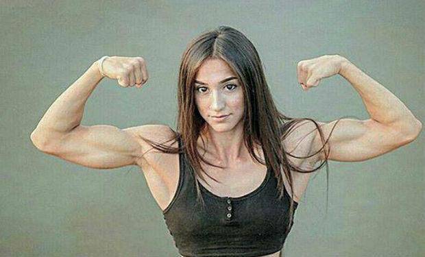 Azərbaycanlı idmançı küçəyə ALT PALTARINDA ÇIXDI — VİDEO