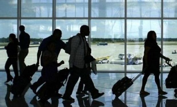 Azərbaycanlılar Rusiyadan deportasiya olundu