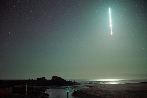 Səmada nadir “alovlu top” göründü - VİDEO