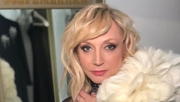 Кристина Орбакайте сломала ногу - ФОТО