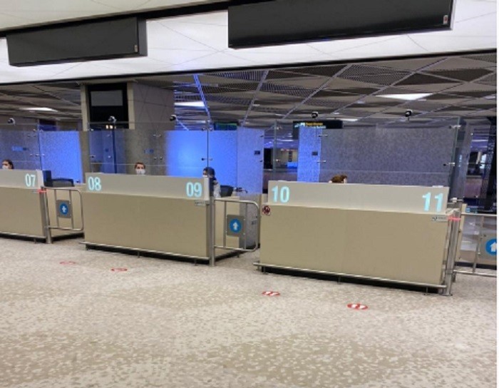 Bu gecə Pekindən Azərbaycana gələn sərnişinlər hava limanında koronavirusla bağlı yoxlanılıb - VİDEO