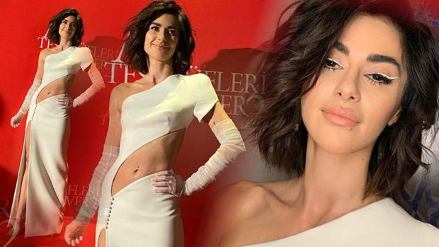Təqdimata iki saat gecikən azərbaycanlı aktrisa açıq-saçıq libası ilə gecəyə damğa vurdu - FOTO