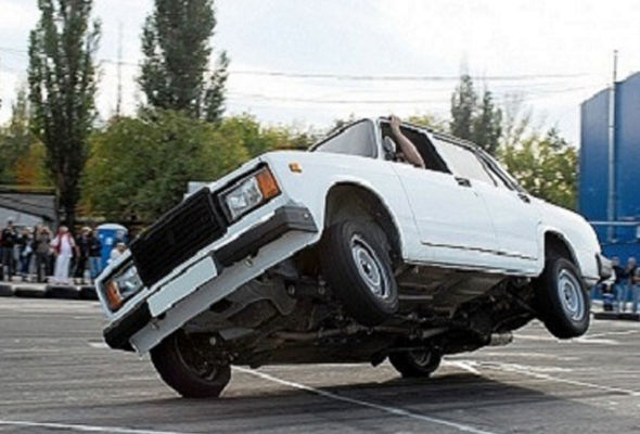 Gəncə avtoxuliqanlıq edən şəxslər ələ keçdi - VİDEO