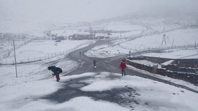 2 dərəcə şaxta, qar, güclü külək - Hava XƏBƏRDARLIĞI