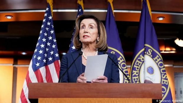 Пелоси: Трамп остается угрозой для демократии США