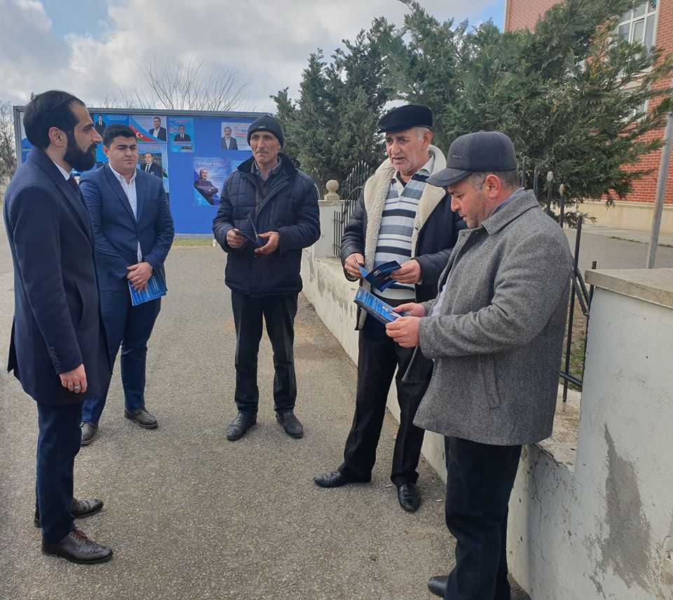 Elşən Gəncəvi seçicilərlə növbəti görüşlərini keçirir (FOTOLAR)