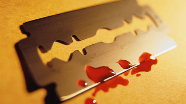 В Баку брат перерезал горло сестре