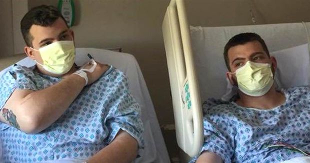 Əkiz qardaşı üçün 27 kiloqram arıqladı və böyrəyini verdi