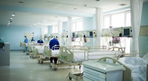 Из клиники в Баку выписан последний пациент с подозрением на коронавирус