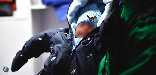 Körpəni 13 min dollara satan ana və daha 6 nəfər saxlanıldı