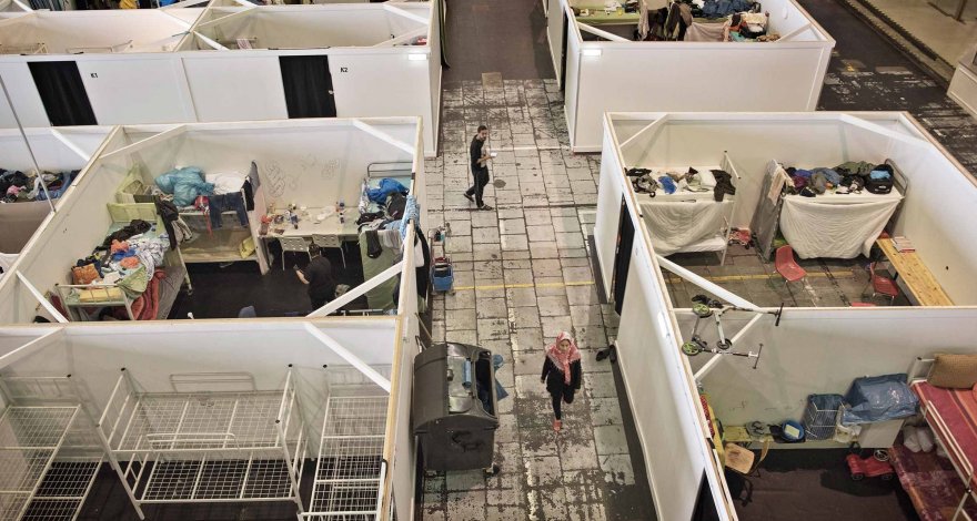 В лагере беженцев в Германии азербайджанец заступился за соотечественницу