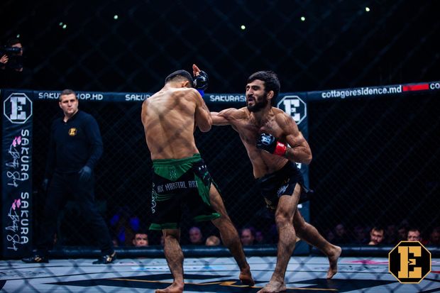 Azərbaycanlı idmançı rəqibi zədələdi, döyüş baş tutmamış hesab edildi - FOTO