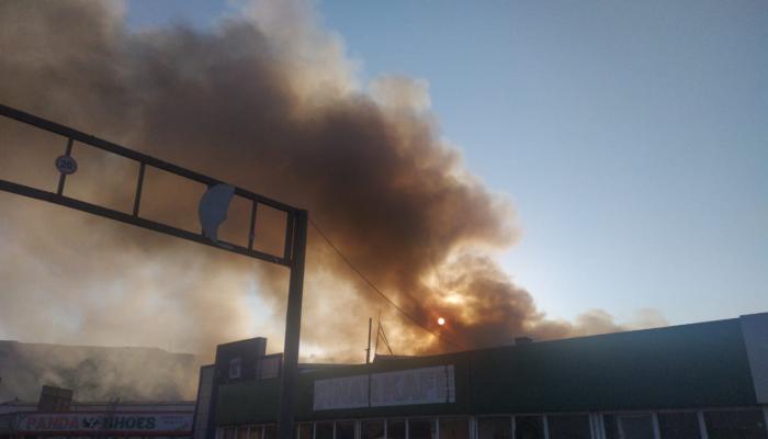 Sədərək Ticarət Mərkəzində güclü yanğın - VİDEO