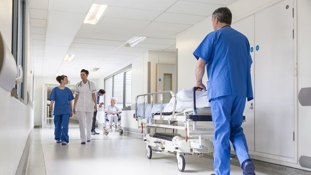 В Баку госпитализировали двух прибывших из Китая азербайджанцев