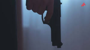 Azərbaycanda dəhşət - sevgilisi ilə mübahisə edən kişi özünü öldürdü - VİDEO