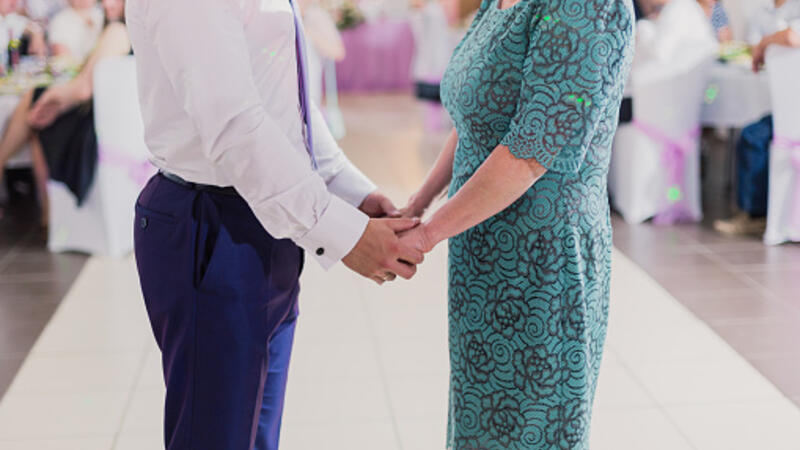 Ərinin dostu ilə qaçan QADINLA BAĞLI ŞOK FAKTLAR: Bir-birinə 