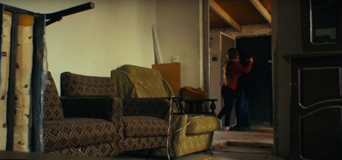 Kişi arvadını dostu ilə mətbəxtə intim əlaqədə olarkən tutdu - ŞOK