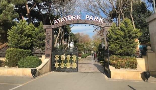 “Gənclik”də parkinq çökür — FOTOLAR