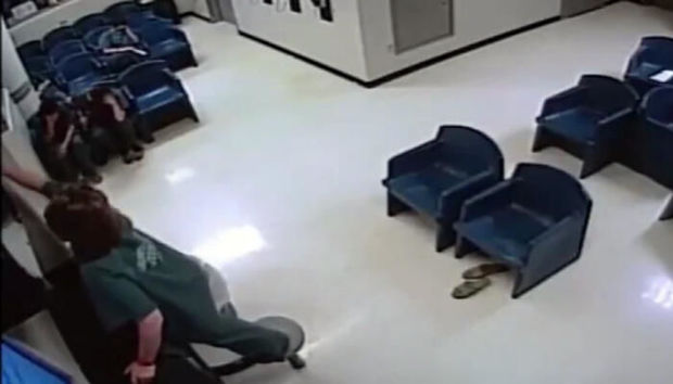 Qadın məhbus həbsxanadan bu yolla qaçmaq istədi - VİDEO