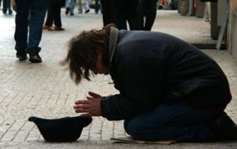 II qrup rabitəçi əlil: “Küçələrdə dilənirəm, ət üzünə həsrətik” - Ürəkdağlayan video