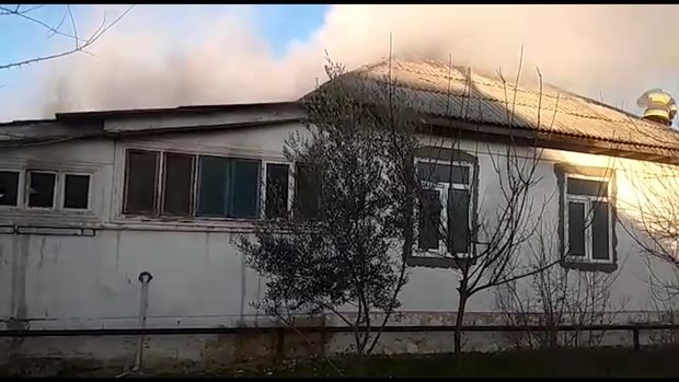 Azərbaycanda keçmiş ərin dəhşət saçdığı evdən görüntülər - VİDEO