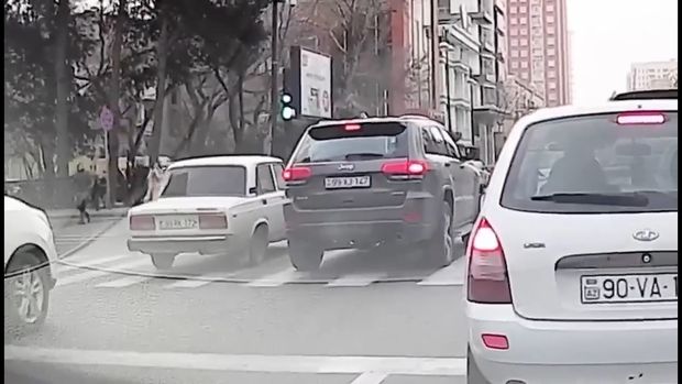 Bakıda baş verən ağır qəzanın görüntüləri - ANBAAN VİDEO