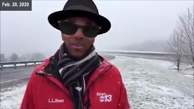 ABŞ-da mobil tətbiqi söndürməyi unudan müxbir gülməli vəziyyətə düşdü – VİDEO