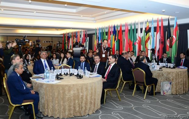 В Баку прошел международный форум волонтеров исламских стран - ФОТО