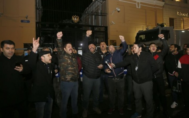 Türkiyədə Rusiyaya qaşı etiraz aksiyası başladı - VİDEO