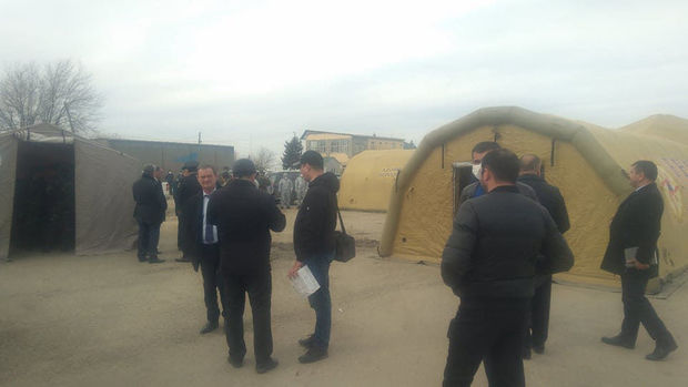 Biləsuvarda koronavirusa görə səyyar çadırlar quraşdırıldı