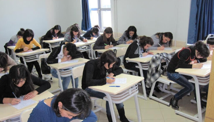 Azərbaycanda koronavirusa görə imtanahlar təxirə salındı