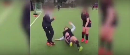 Təhlükəli “TikTok-çellenc”i təkrarladı, onurğasını zədələdi – VİDEO