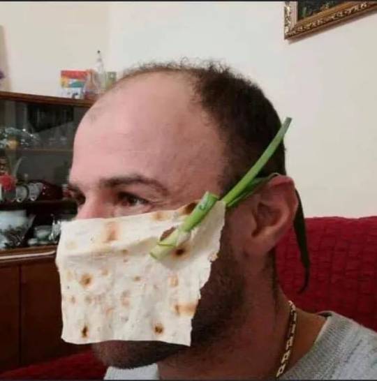 Koronavirusa qarşı “erməni maskası”: Azərbaycan lavaşı indi də bu adla təbliğ edilir...