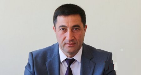 Gəncə 3 saylı peşə litseyində Fazil İsmayılov olayları- Əməllərinə cavab verməyəcək? - FOTO