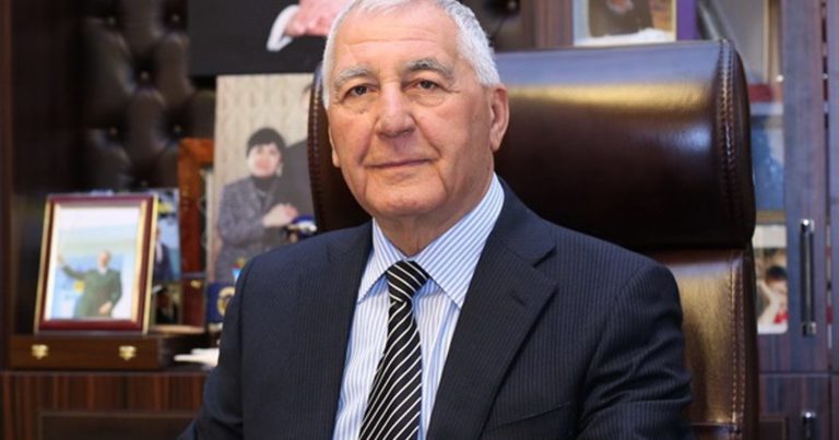 Saxlanılan vəzifəli şəxs  Şəmsəddin Xanbabayevin kürəkənidir