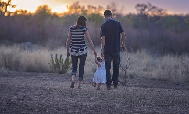 Narkotik bir ailəni belə məhv etdi — Ərlə arvadın DƏHŞƏTLİ intiharı - VİDEO