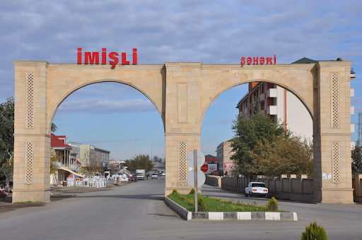 İmişli DOST mərkəzinin rəisi 200 kartı mənimsəyib - BİABIRÇI İDDİA