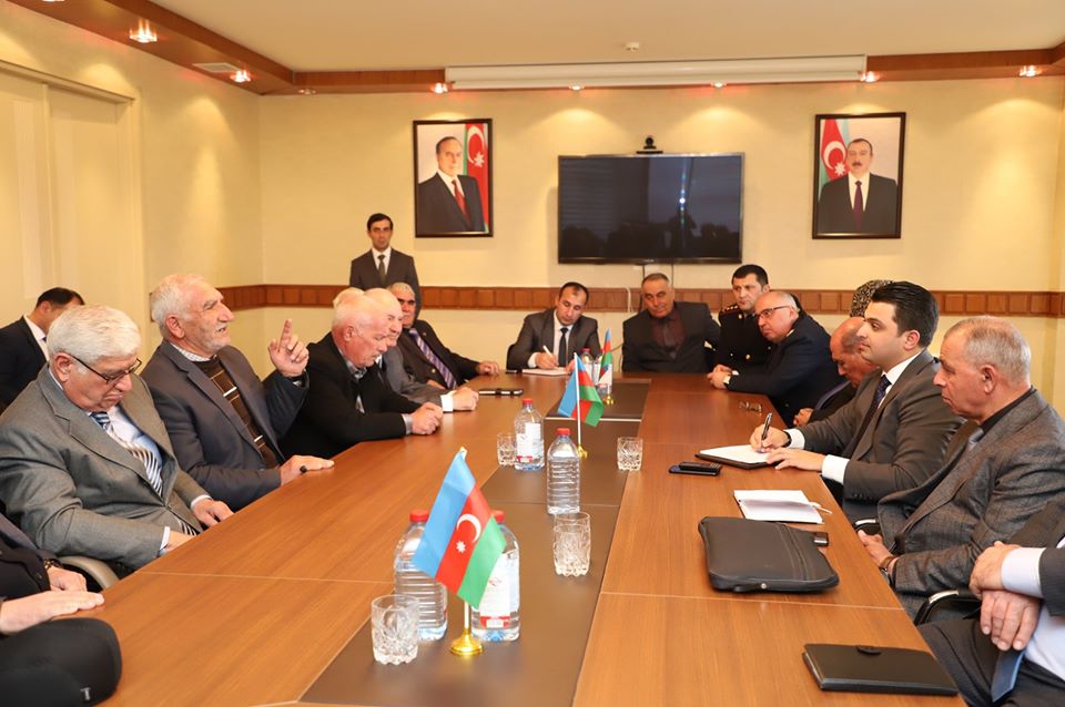 Mirhəsən Seyidov neftçalalıların problemləri ilə maraqlandı