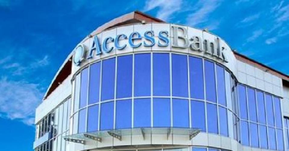 “Accessbank” yaşlı kişinin imzası olmadan evini girov götürüb