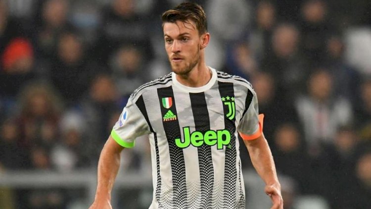 Dünya ulduzu koronavirusa yoluxdu