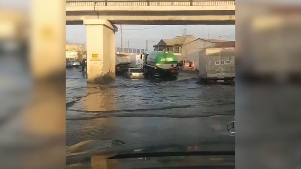 Bakıda bu yol “Venesiya”ya çevrildi - VİDEO