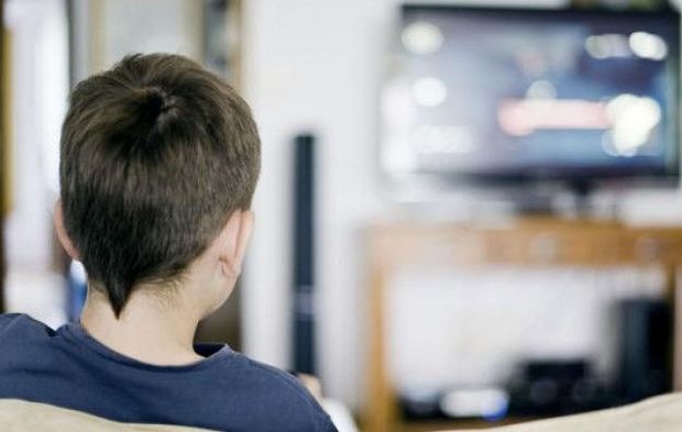 В Азербайджане приостанавливается трансляция видеоуроков