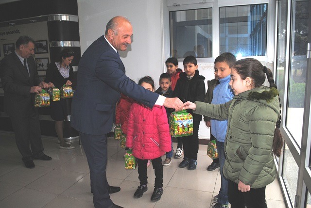 Mingəçevir İcra Hakimiyyətindən nümunəvi addım - UŞAQLARI BELƏ SEVİNDİRDİLƏR