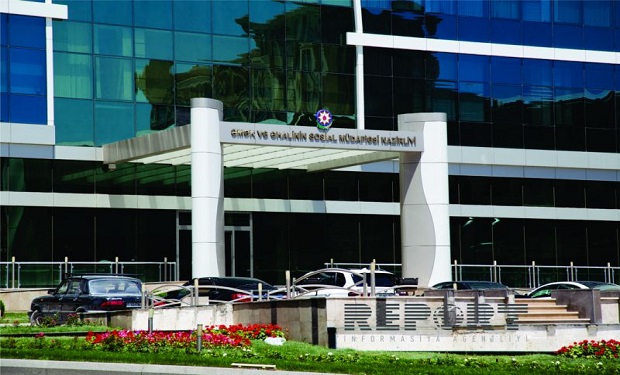 SON DƏQİQƏ: Əmək və Əhalinin Sosial Müdafiəsi Nazirliyinin əməkdaşı həbs edildi