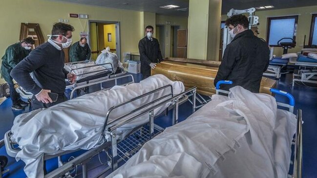 İtaliyadakı xəstəxanadan İLK GÖRÜNTÜLƏR - MORQDA YER YOXDUR - FOTO