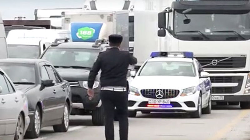 Rayondan gəlib geri qaytarılan maşınların sayı 2000-i keçdi