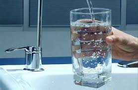 COVID-19 istifadə etdiyimiz su vasitəsilə də yayılır? – Rəsmi açıqlama