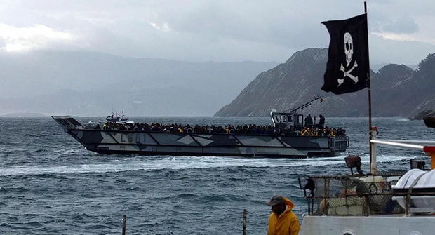 Tibbi spirt aparan gəmi ələ keçirildi