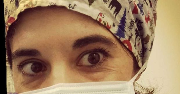 İtaliyada koronavirusa yoluxan tibb bacısı intihar etdi - FOTO