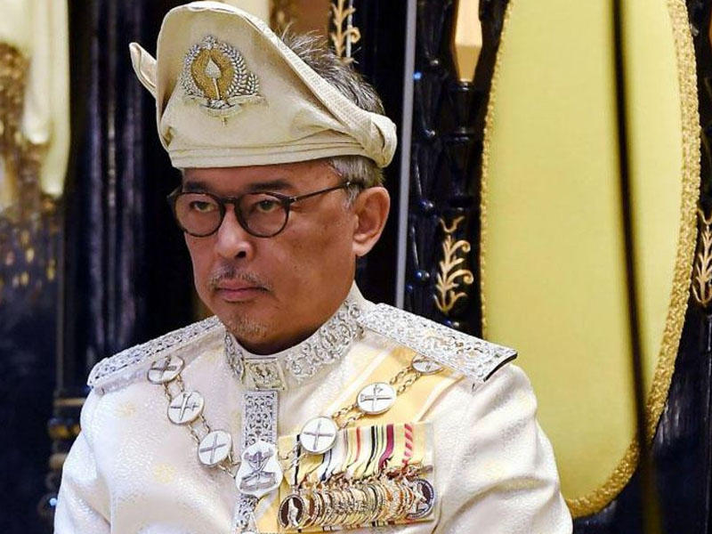 Malayziya kralı karantinə yerləşdirilib